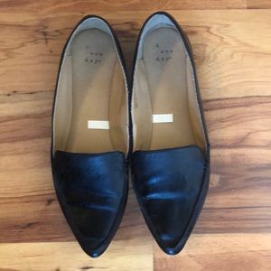 Pointed toe loafers